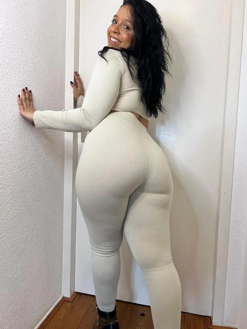 24 ys old - already Mommy...Not perfect but 100% natural, still sexy and sweet enough