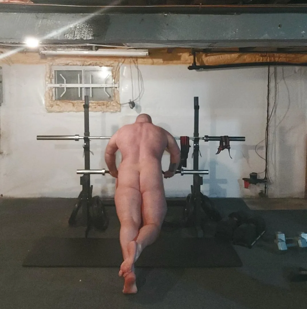 (48) Would you join me for a workout? 