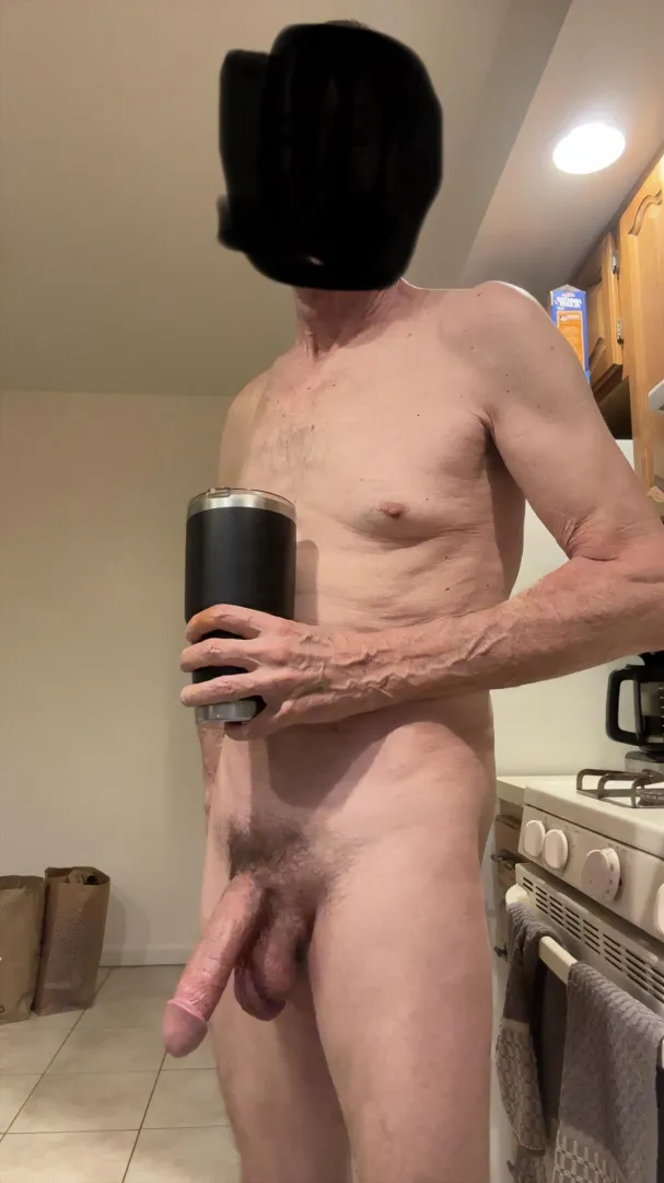 59 [m4f] Monroe any ladies up and want to join me for coffee ?