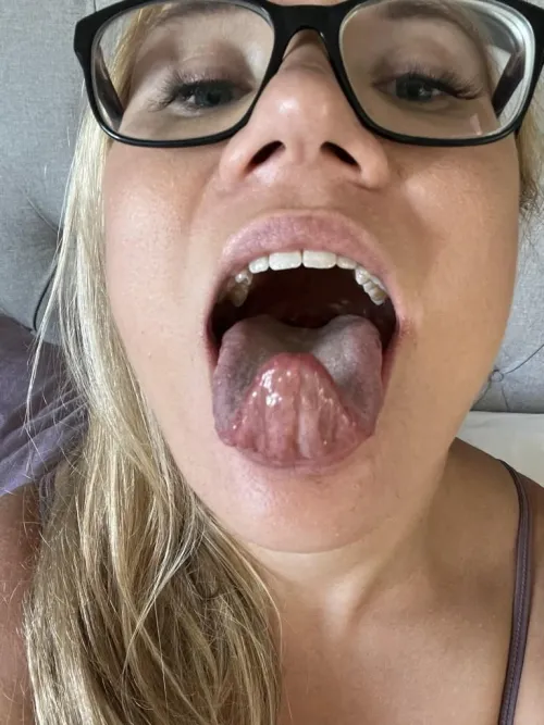 Admit it... my tongue is your favorite dessert 