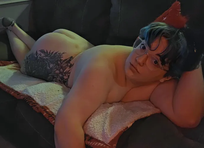 ass fat but it still match the legs baby