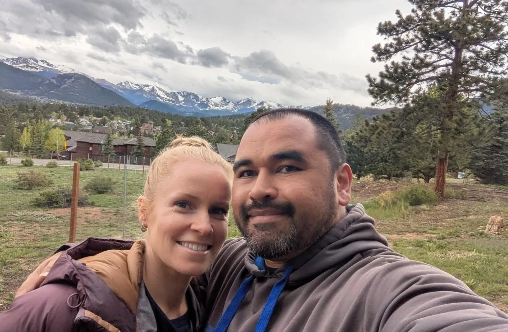 Couples looking for single ladies or couples [mf4mf] [mf4f]