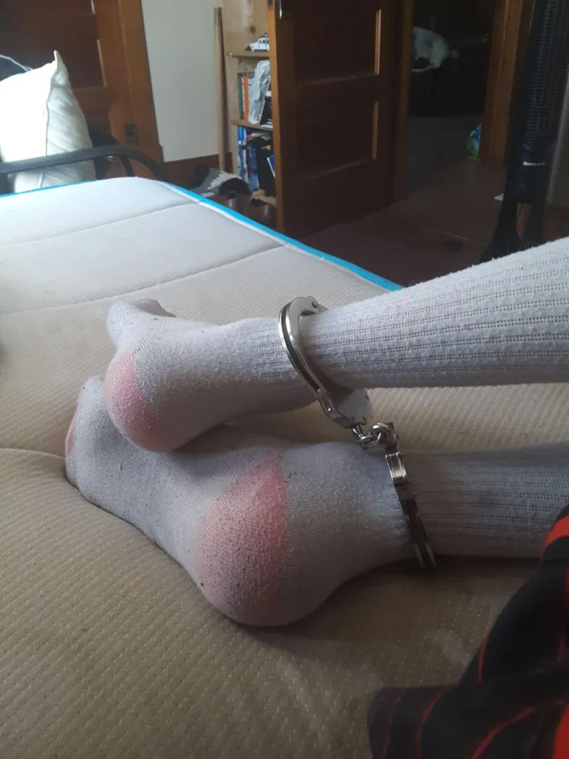 Cuffed feet with socks, (20)