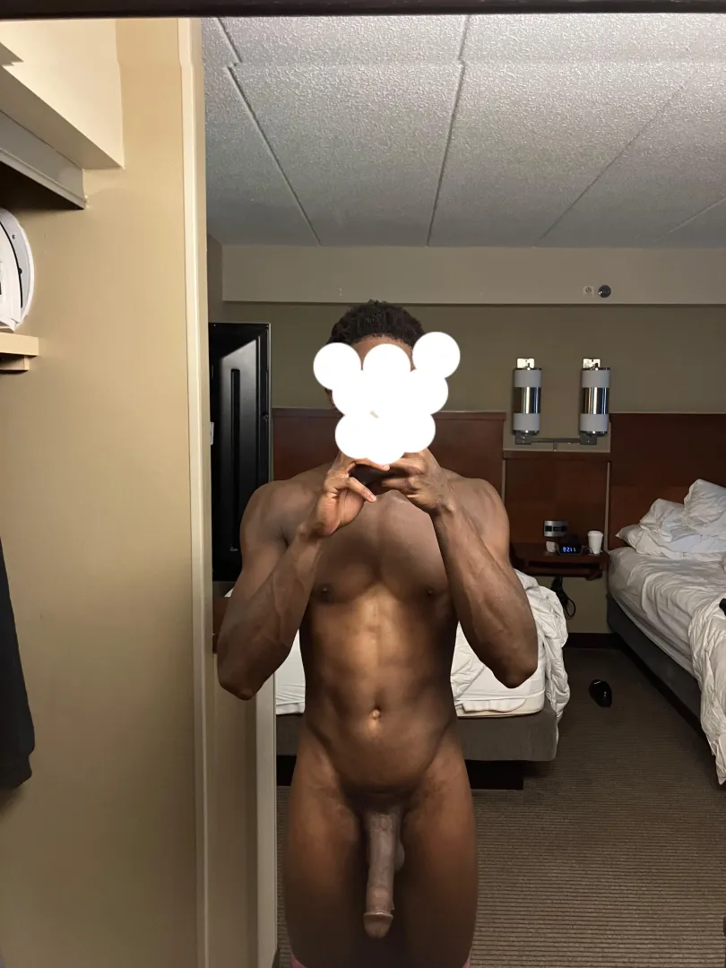 Dont u wanna be robbed and bullied until you nut, then post nut clarity makes you realize you’re a pathetic loser?