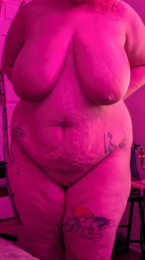 (F)24 do i look that bad after two kids?