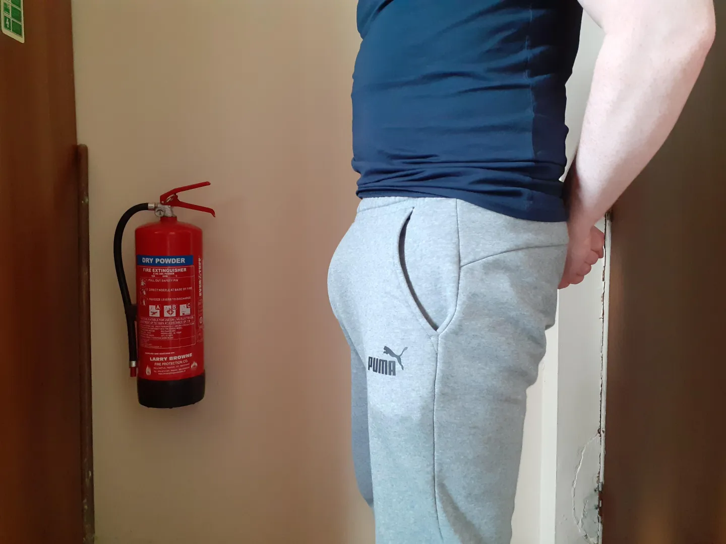 Grey sweatpants crew? Admirers or crewmen...