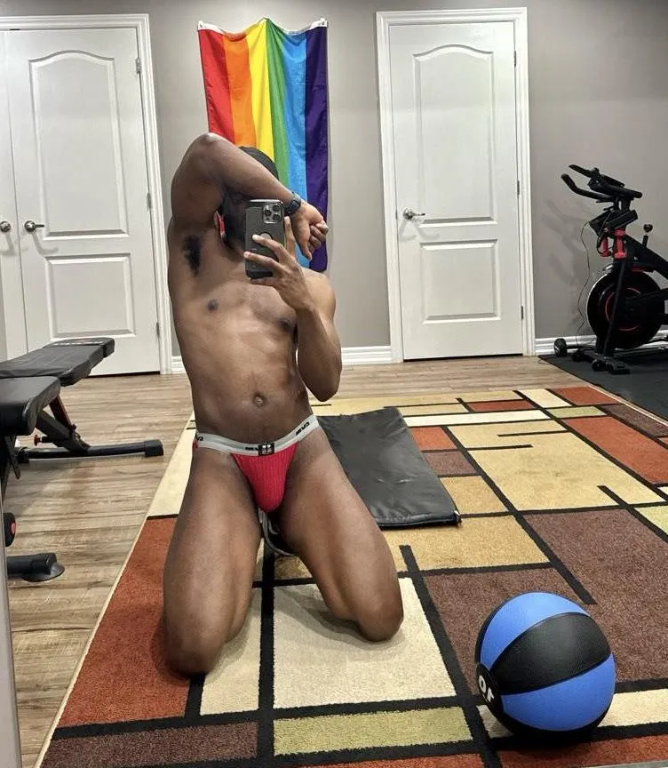 Happy Sunday, Jocks !