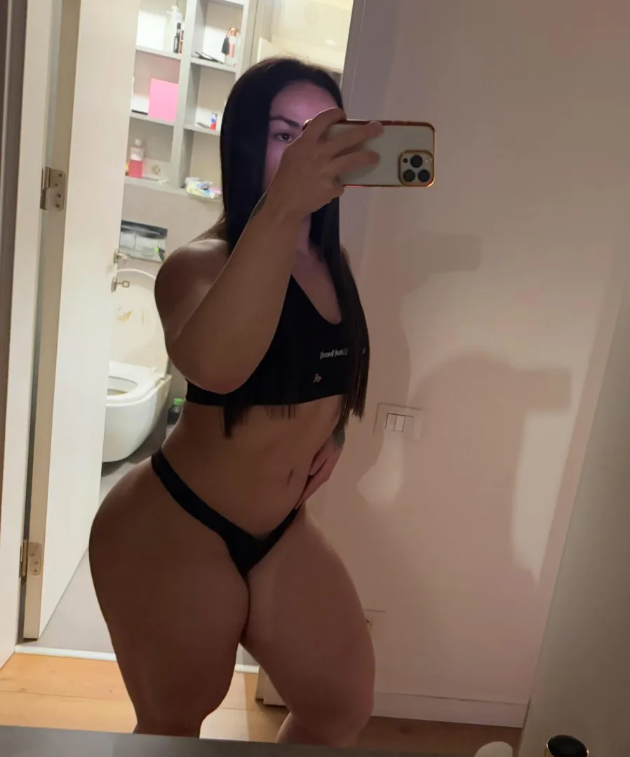 I hope you like thick strong thighs