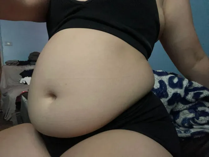 I promise to be a good pig and eat and drink everything