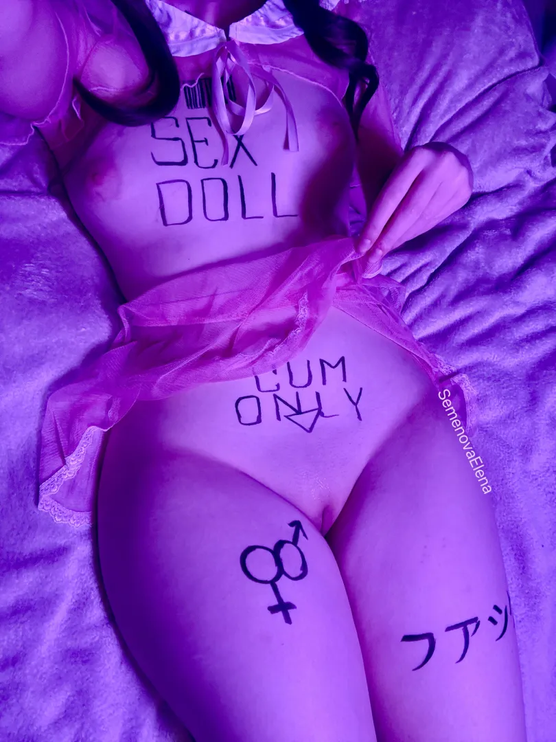 I want to be your sex doll, preferably broken one ‍♀️