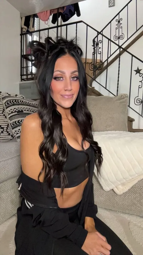 Im a fan of married men, are you a fan of 30 yo flirty milf? 