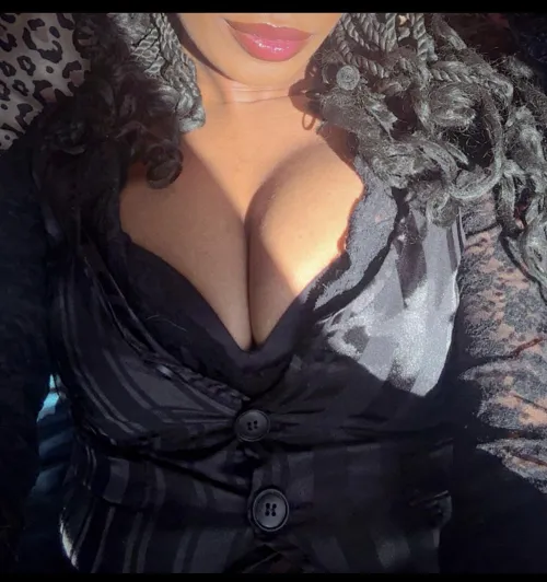 i'm in nyc wearing things she couldn't even imagine