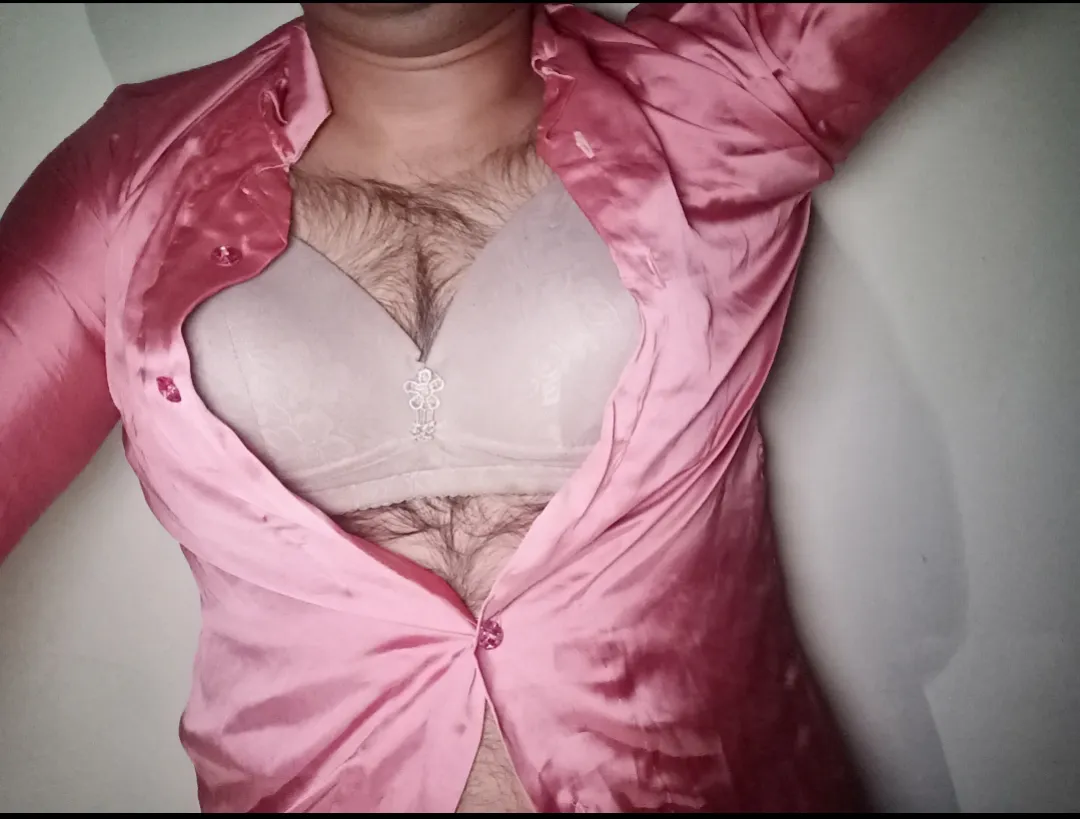 I'm Isloo sissy cross dresser adult man and I loves woman dominance and it is almost impossible to hide my feelings.  Shared in good faith and for positive vibes.