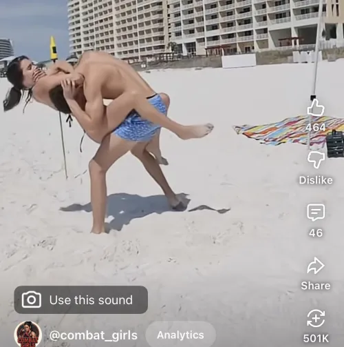 Jiu Jitsu Girl Submits a man in front of his girlfriend
