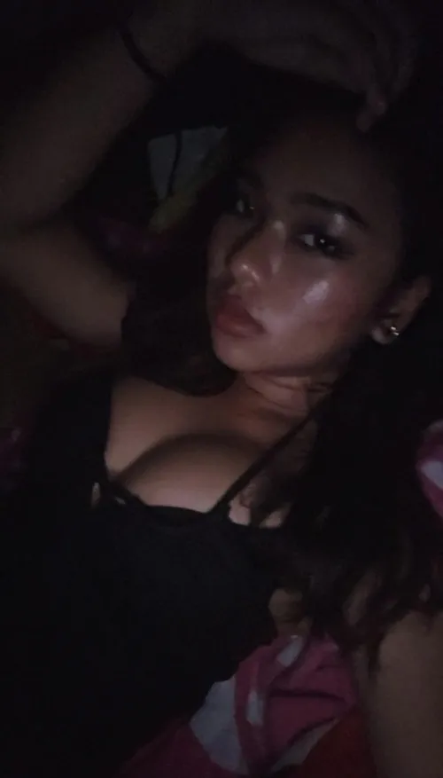 just ur average asian emo baddie