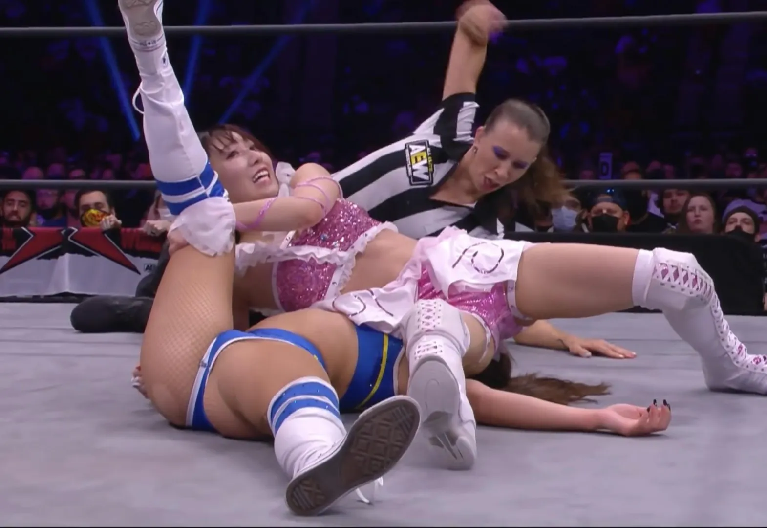 Lights out Skye Blue