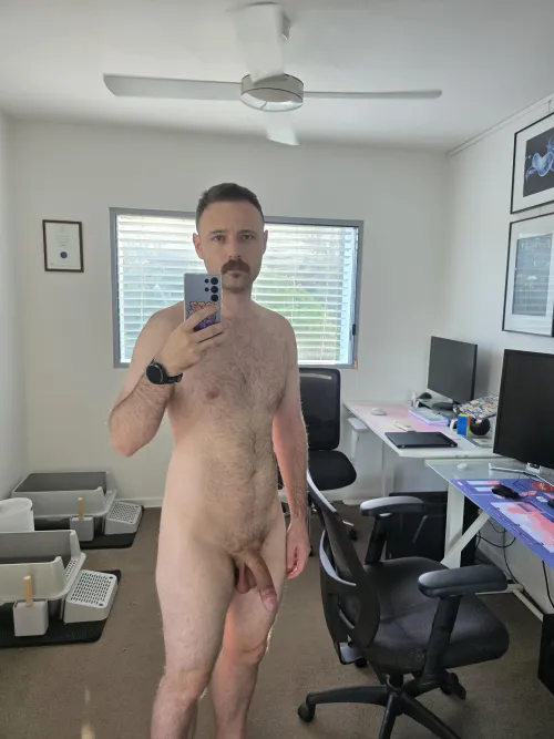 (M)29 Jury's still out on the body hair and love handles...thoughts?