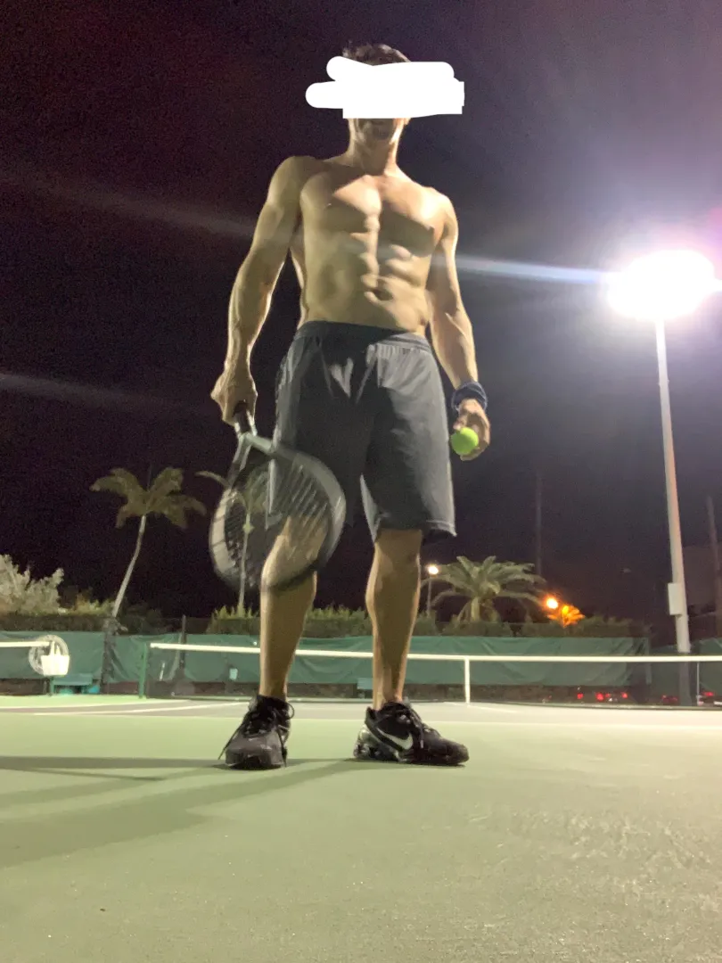 [M4FM] [Miami] - 6'2 -8 in Big Cock handsome / athlete model ! Looking for hot wife couple !! sexy couples only!! ((must have Teleg to verify. ))Looking sexy Couples / ladies