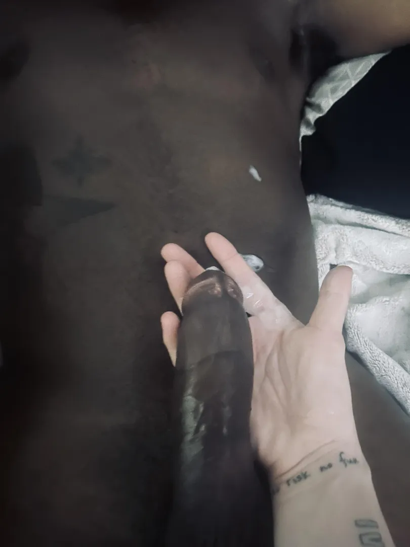 [M4MF] hotwife loved my cum so much she needed a pic, hung bbc looking 4 tonight