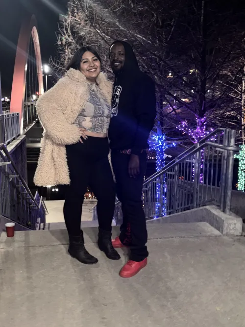 MF4MF [27/26] in DFW looking to chill tonight