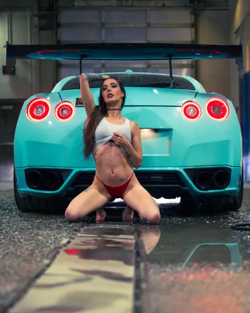 [Nissan GTR + Ashlen]