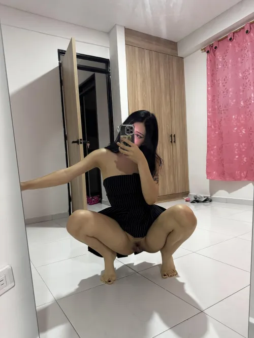 Short dress, empty underneath