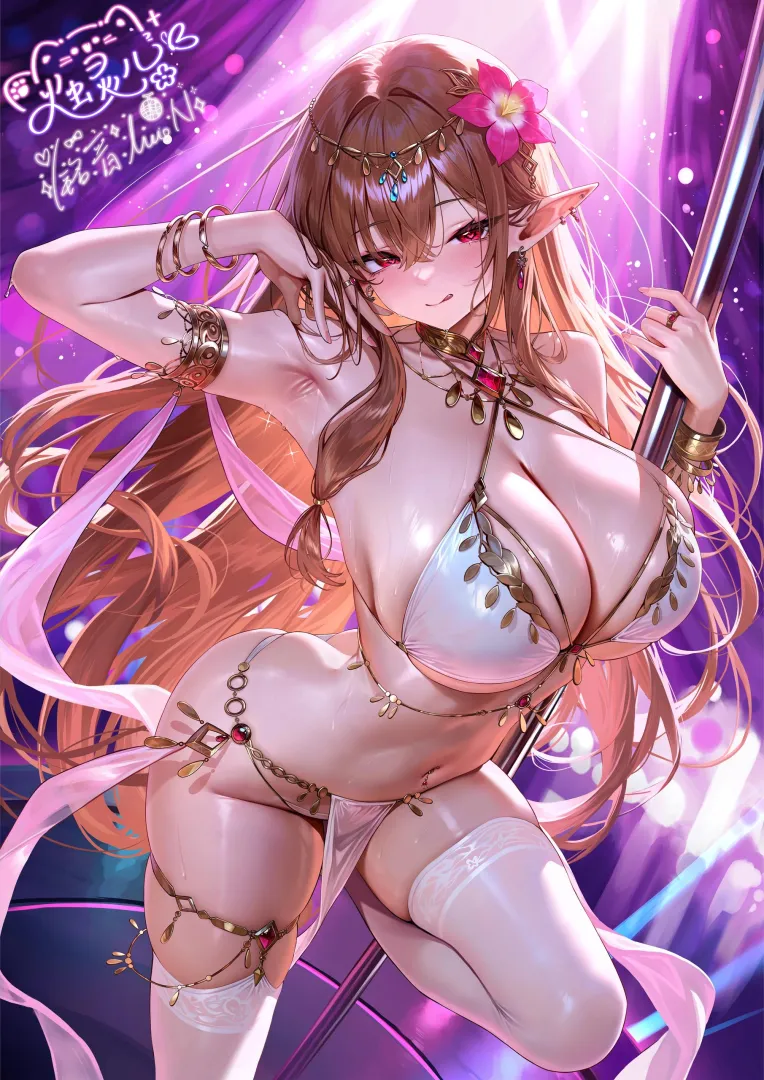 Spotlight on dancer (MeioN)