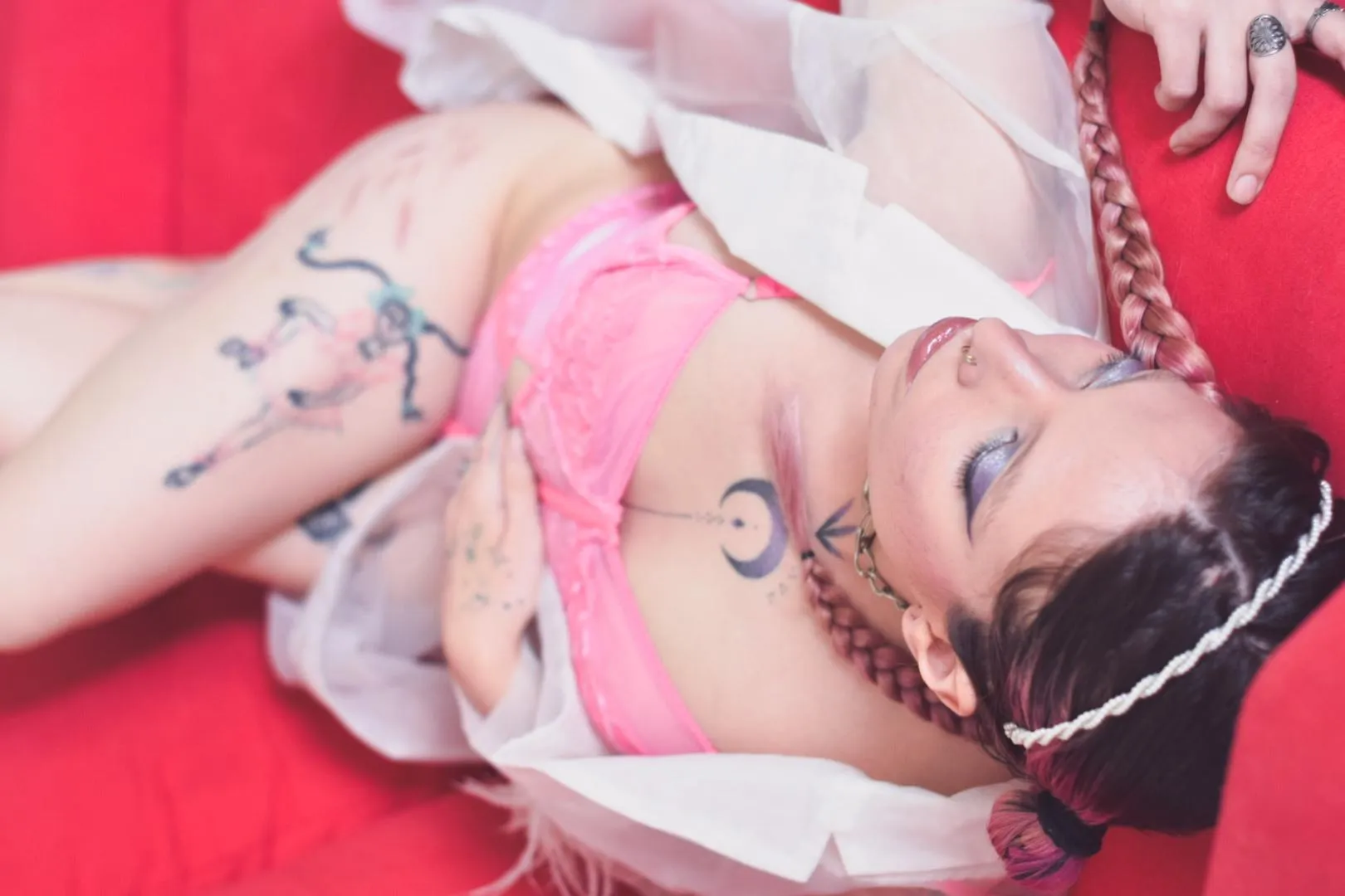 Still 90% on my page. Good weekend, I'm here for you < 3