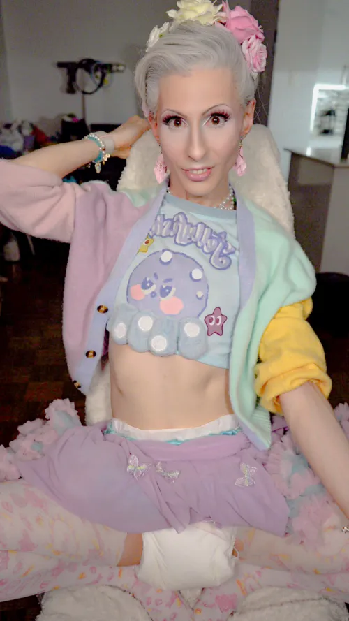 The outfit I'm forced to wear to ballet class, every pirouette will betray my crinkly secret 