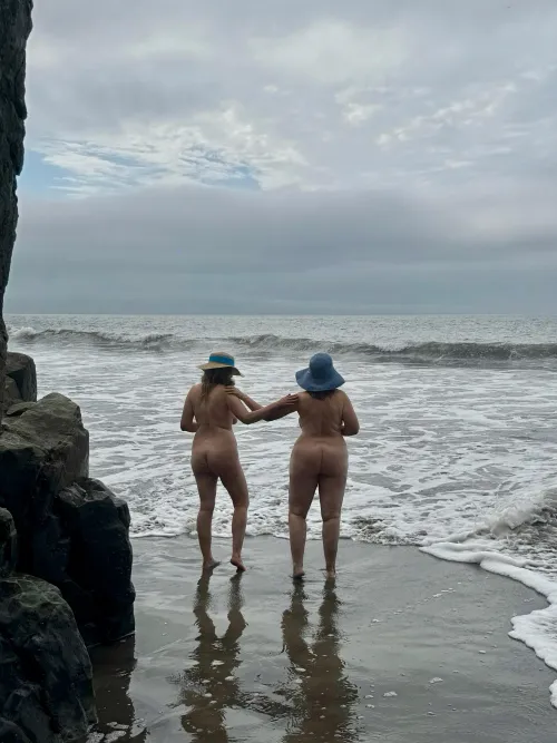 The Pacific Ocean from Red Rock Beach 