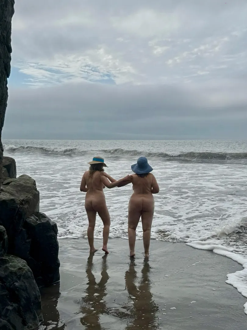The Pacific Ocean from Red Rock Beach 
