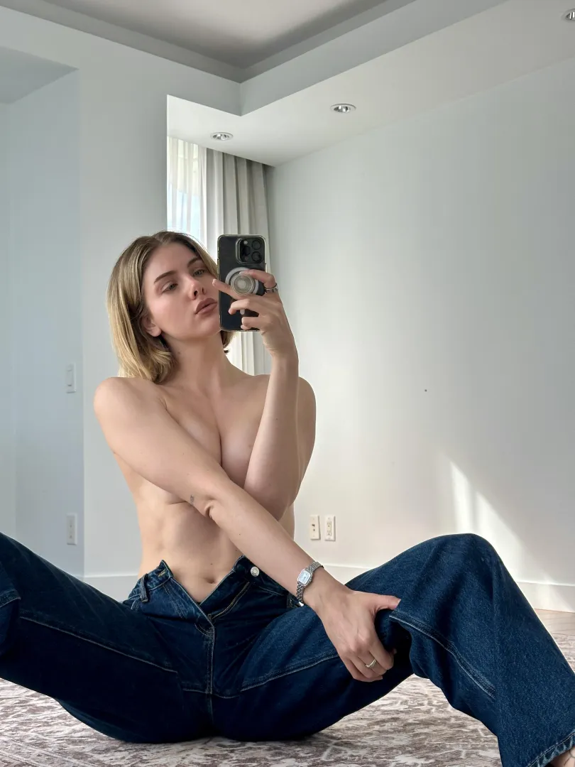Topless & jeans undone; just how you like me