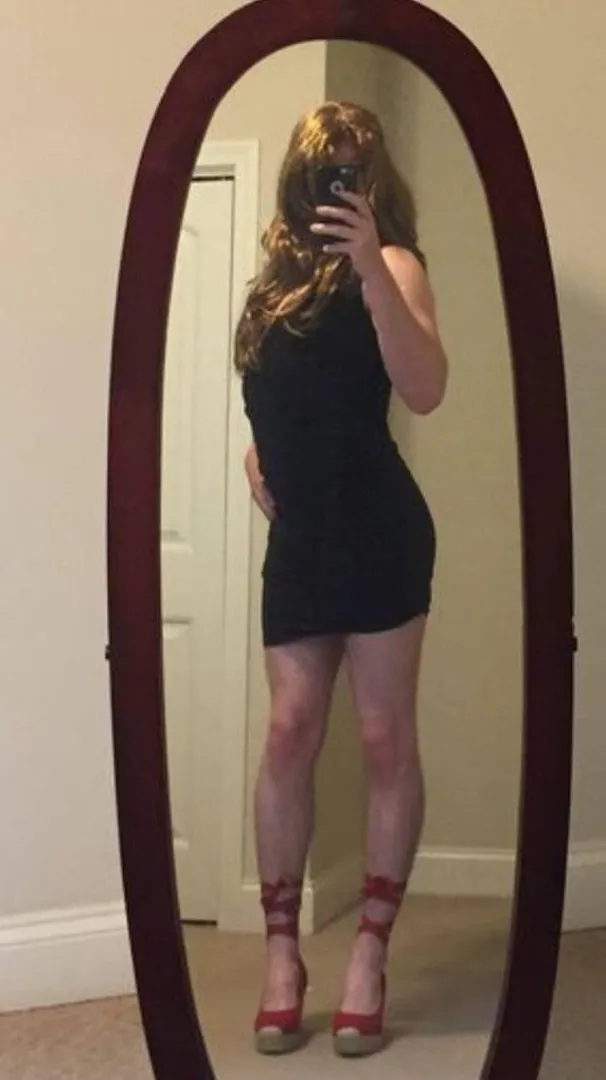 Traveling to London March 23-26! Let me be your maid :) ❤️