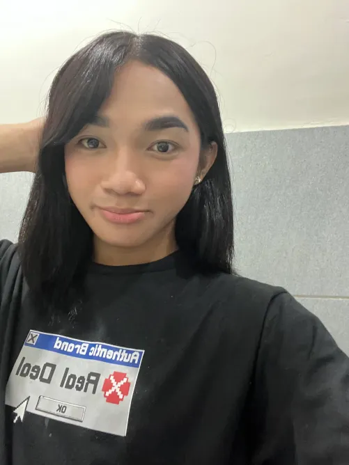 Wanna see me without clothes