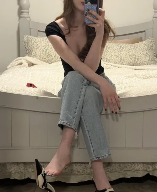 What would you do with my tiny asian feet? Hint: There’s only one correct answer.