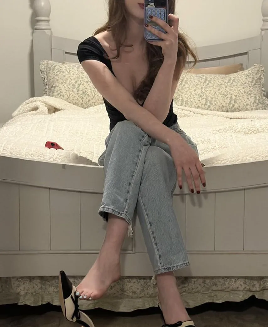 What would you do with my tiny asian feet? Hint: There’s only one correct answer.