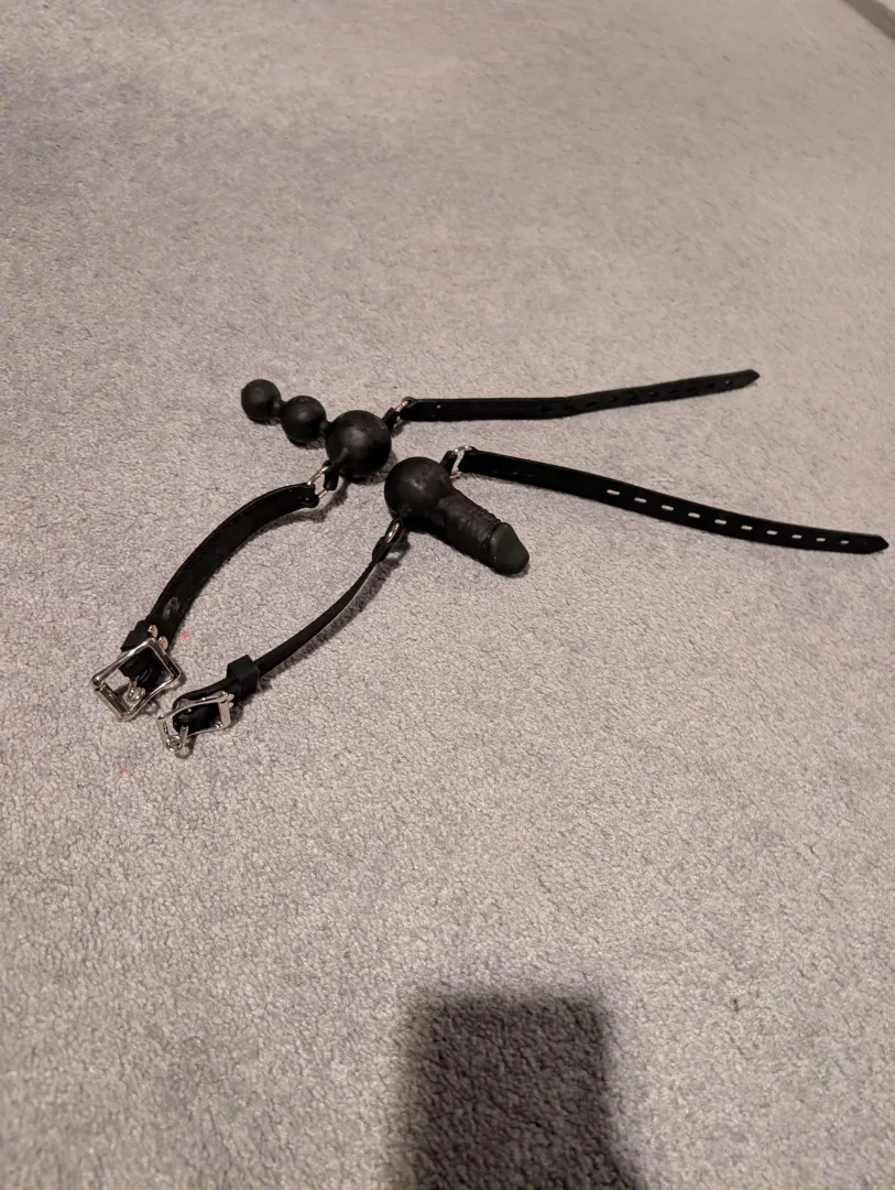 Which of the gags would you prefer?