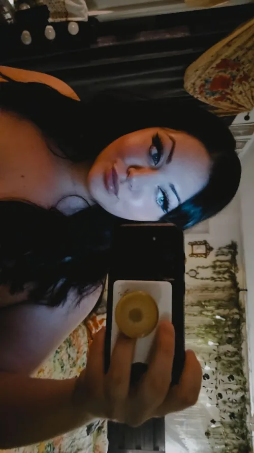 Who wants a makeup tutorial ha