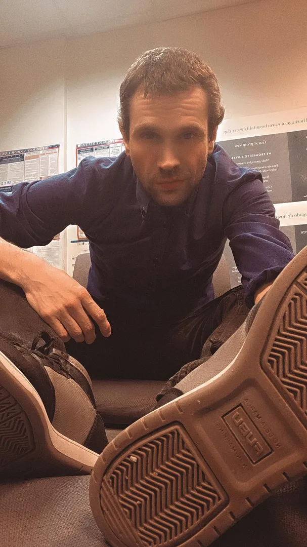 Who wants to take my sneakers off and worship my feet? Any takers?