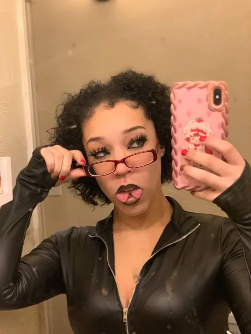 Worthy of your creampie or hell nah?