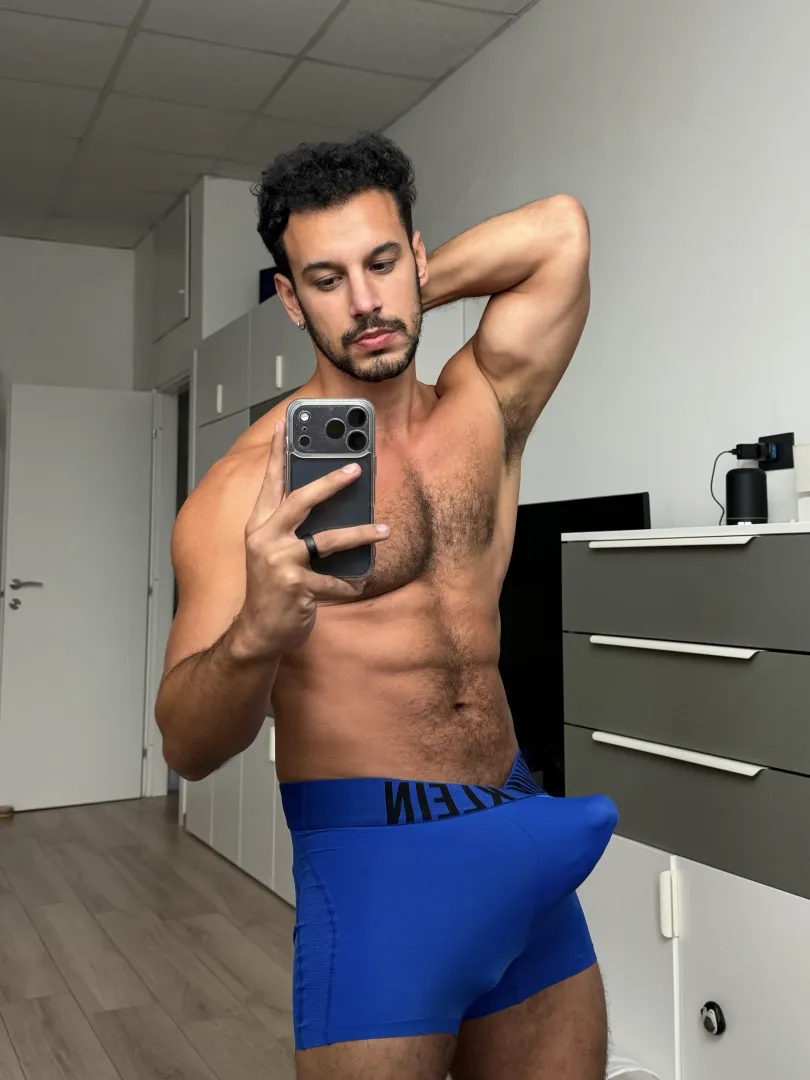 wyd if ur 49yr old neighbor accidentally sends u this?