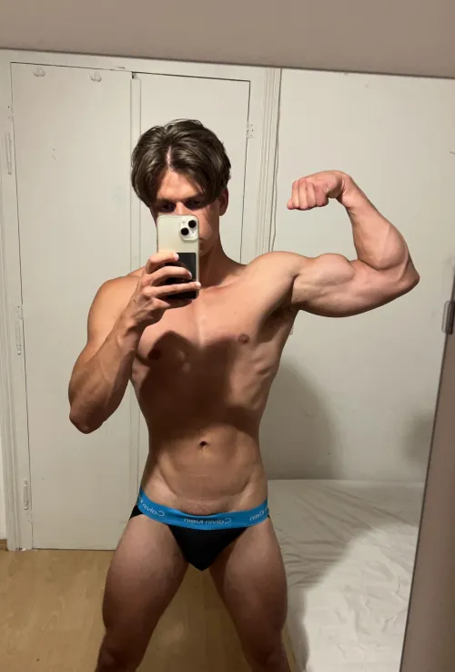 (20)Do you like gym bros wearing these?