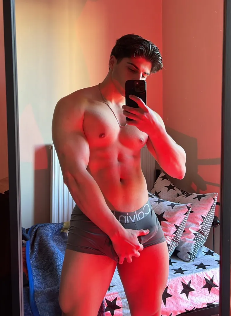 [21] Good morning, ready to be naughty 