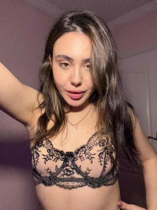 21F EU baddie, energy building, patience low, chaos forming… locals, act fast ;)