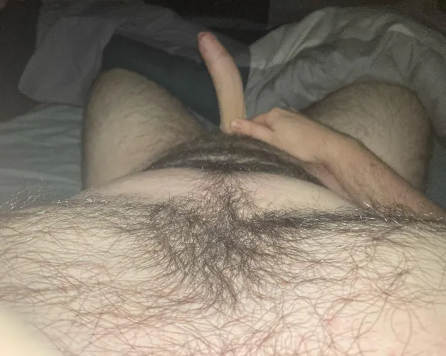 26 bisexual, daddy in training, bottoms dm me :)