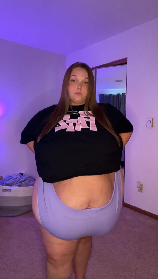 am i too big for being 22? (500lbs  )