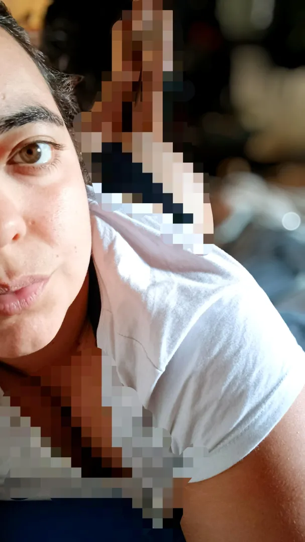 Censored cheeks because betas don't deserve the full view 