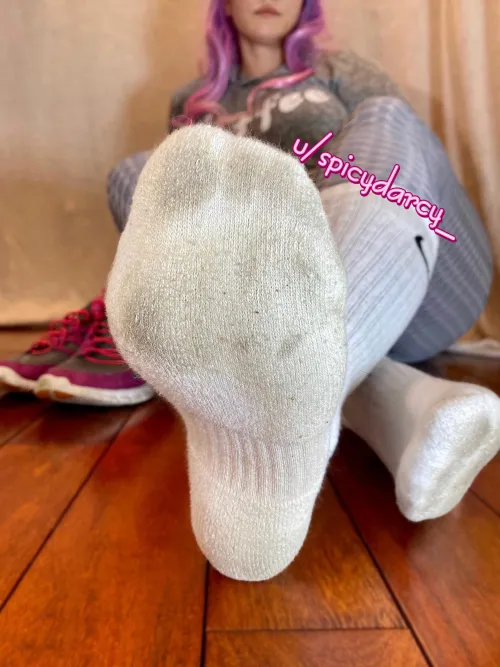 Come let me shove my dirty Nikes in your mouth