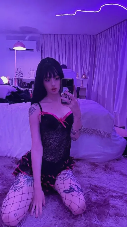 F188 I 0nly replly on lnstgrm tho. > go lGG for real chat: lunafyrae