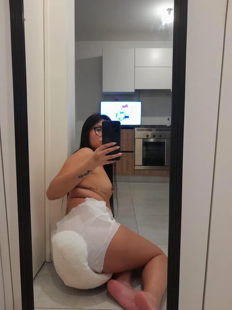 Full diapers... I love feeling my wet bum